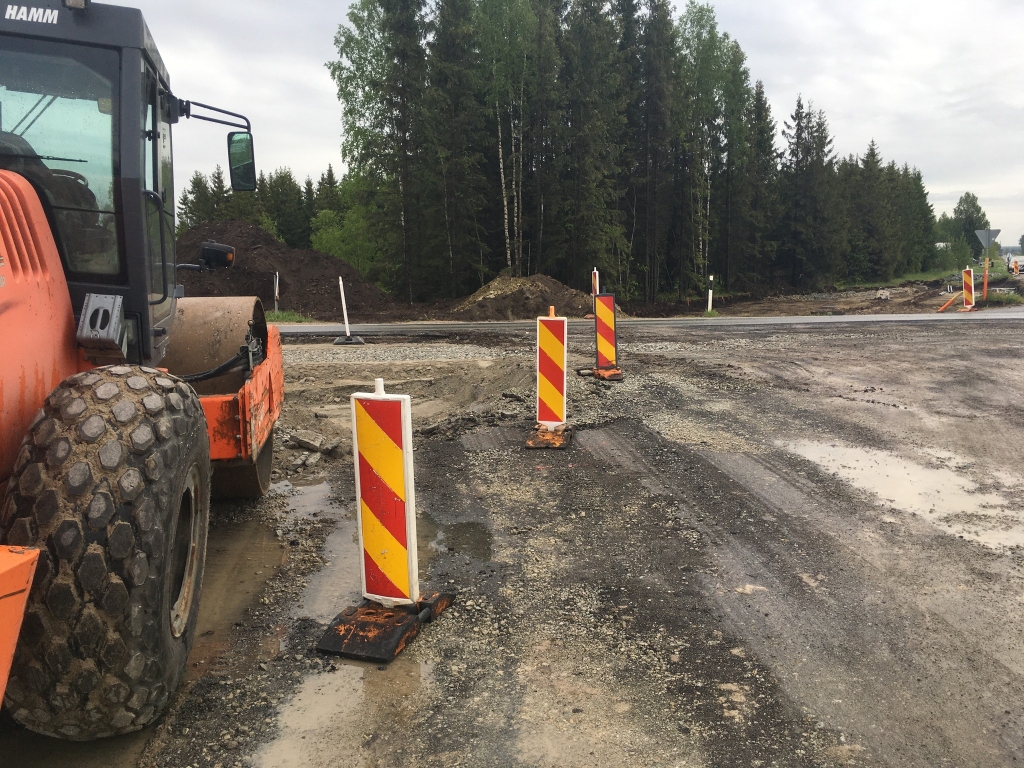 Teetööd - pilt on illustreeriv.